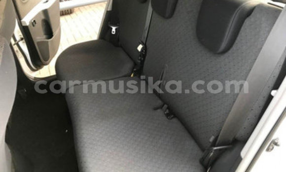 Acheter Occasion Voiture Toyota Yaris Blanc à Bulawayo, Bulawayo Acheter Occasion Voiture Toyota Yaris Blanc à Bulawayo, Bulawayo