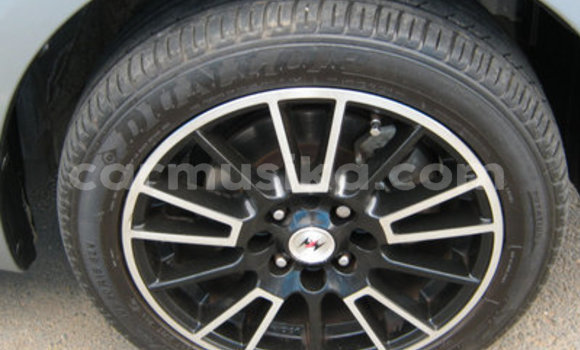 Acheter Occasion Voiture Toyota Yaris Autre à Bulawayo, Bulawayo Acheter Occasion Voiture Toyota Yaris Autre à Bulawayo, Bulawayo