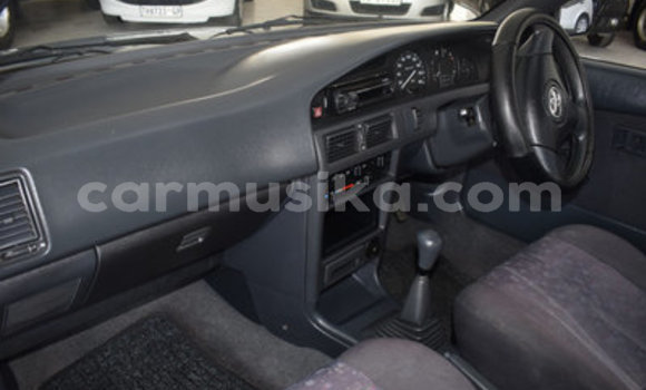 Acheter Occasion Voiture Toyota Corolla Gris à Bulawayo, Bulawayo Acheter Occasion Voiture Toyota Corolla Gris à Bulawayo, Bulawayo