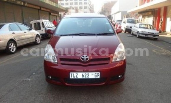 Nunua Ilio tumika Toyota Corolla Verso Nyekundu Gari ndani ya Bulawayo nchini Bulawayo Nunua Ilio tumika Toyota Corolla Verso Nyekundu Gari ndani ya Bulawayo nchini Bulawayo