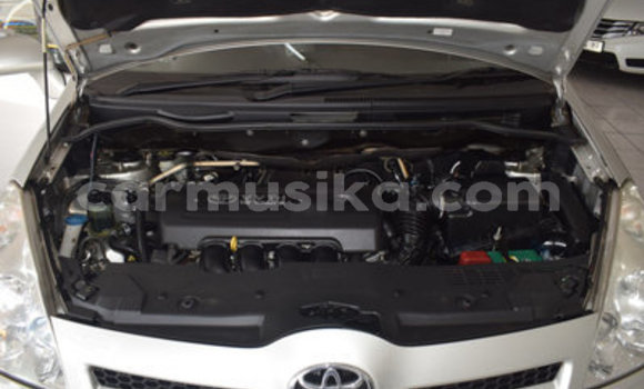 Acheter Occasion Voiture Toyota Corolla Verso Gris à Bulawayo, Bulawayo Acheter Occasion Voiture Toyota Corolla Verso Gris à Bulawayo, Bulawayo