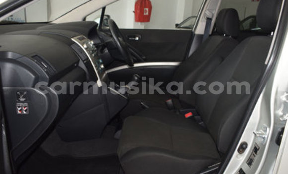 Acheter Occasion Voiture Toyota Corolla Verso Gris à Bulawayo, Bulawayo Acheter Occasion Voiture Toyota Corolla Verso Gris à Bulawayo, Bulawayo