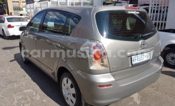 Acheter Occasion Voiture Toyota Corolla Verso Gris à Bulawayo, Bulawayo Acheter Occasion Voiture Toyota Corolla Verso Gris à Bulawayo, Bulawayo