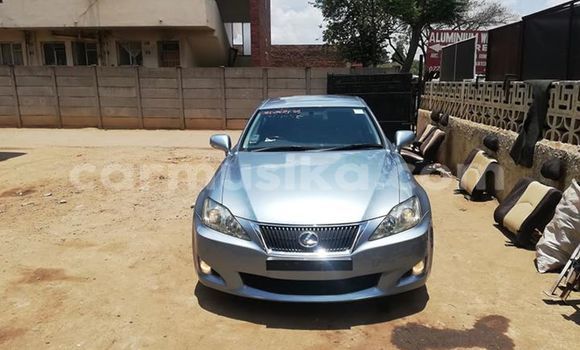 Tenga Tsaru Lexus IS Sirivha Mota in Harare in Harare Tenga Tsaru Lexus IS Sirivha Mota in Harare in Harare