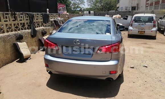 Tenga Tsaru Lexus IS Sirivha Mota in Harare in Harare Tenga Tsaru Lexus IS Sirivha Mota in Harare in Harare