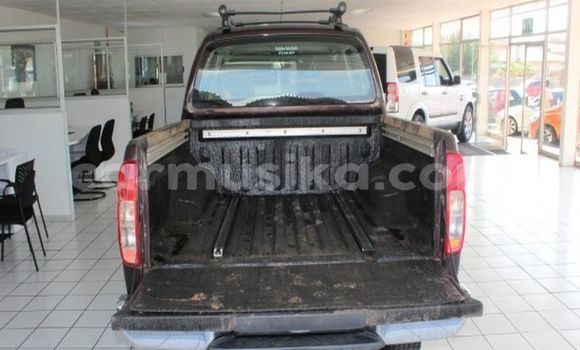 Tenga Tsaru Nissan Navara Beige Mota in Chegutu in Dunhu reMashonaland yeMadokero Tenga Tsaru Nissan Navara Beige Mota in Chegutu in Dunhu reMashonaland yeMadokero
