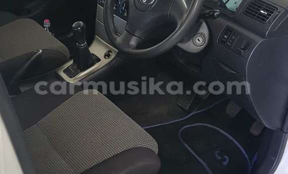 Acheter Occasion Voiture Toyota Runx Blanc à Beitbridge, Matabeleland South Acheter Occasion Voiture Toyota Runx Blanc à Beitbridge, Matabeleland South