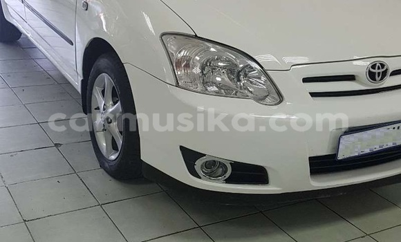 Acheter Occasion Voiture Toyota Runx Blanc à Beitbridge, Matabeleland South Acheter Occasion Voiture Toyota Runx Blanc à Beitbridge, Matabeleland South