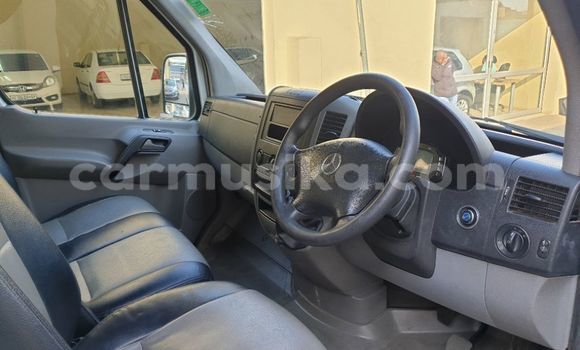 Acheter Occasion Voiture Mercedes‒Benz 300CD Blanc à Beitbridge, Matabeleland South Acheter Occasion Voiture Mercedes‒Benz 300CD Blanc à Beitbridge, Matabeleland South