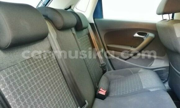 Buy Used Volkswagen Polo Blue Car in Beitbridge in Matabeleland South Buy Used Volkswagen Polo Blue Car in Beitbridge in Matabeleland South