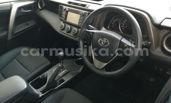 Acheter Occasion Voiture Toyota RAV4 Blanc à Beitbridge, Matabeleland South Acheter Occasion Voiture Toyota RAV4 Blanc à Beitbridge, Matabeleland South