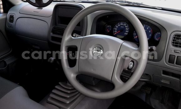 Acheter Occasion Voiture Nissan Hardbody Blanc à Chinhoyi, Mashonaland West Acheter Occasion Voiture Nissan Hardbody Blanc à Chinhoyi, Mashonaland West