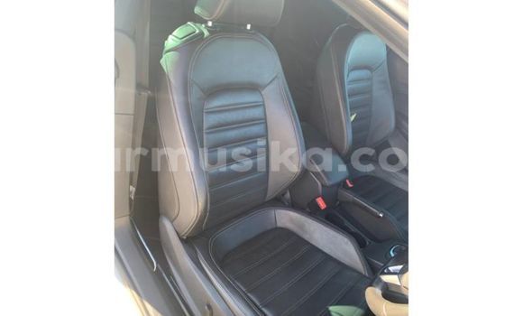 Acheter Occasion Voiture Volkswagen Scirocco R Gris à Chegutu, Mashonaland West Acheter Occasion Voiture Volkswagen Scirocco R Gris à Chegutu, Mashonaland West