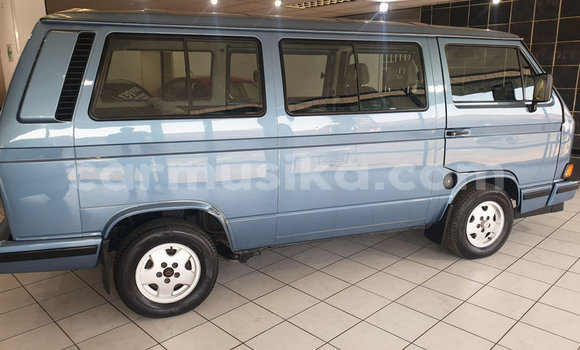 Nunua Ilio tumika Volkswagen Caravelle Bluu Gari ndani ya Beitbridge nchini Matabeleland Kusini Nunua Ilio tumika Volkswagen Caravelle Bluu Gari ndani ya Beitbridge nchini Matabeleland Kusini