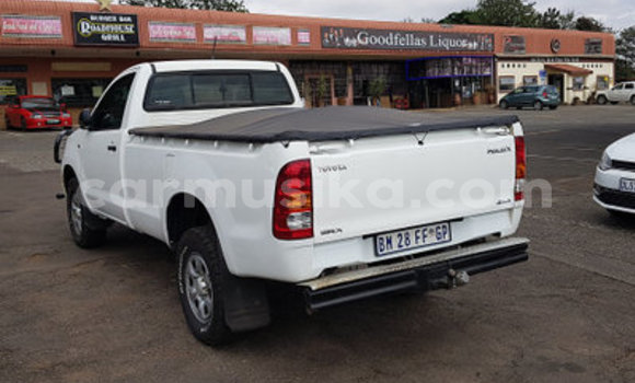 Acheter Occasion Voiture Toyota Hilux Blanc à Bulawayo, Bulawayo Acheter Occasion Voiture Toyota Hilux Blanc à Bulawayo, Bulawayo