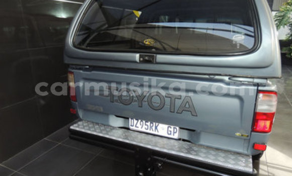 Nunua Ilio tumika Toyota Hilux Nyingine Gari ndani ya Bulawayo nchini Bulawayo Nunua Ilio tumika Toyota Hilux Nyingine Gari ndani ya Bulawayo nchini Bulawayo