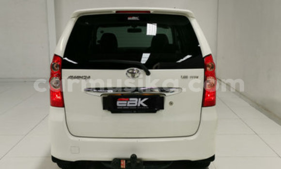 Acheter Occasion Voiture Toyota Avanza Blanc à Bulawayo, Bulawayo Acheter Occasion Voiture Toyota Avanza Blanc à Bulawayo, Bulawayo