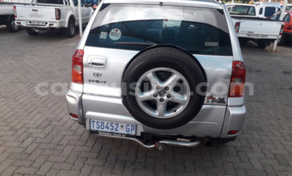 Acheter Occasion Voiture Toyota RAV4 Blanc à Bulawayo, Bulawayo Acheter Occasion Voiture Toyota RAV4 Blanc à Bulawayo, Bulawayo