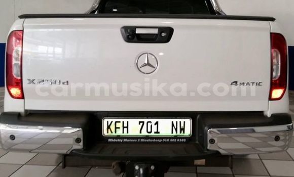 Acheter Occasion Voiture Mercedes‒Benz X-klasse Concept Blanc à Beitbridge, Matabeleland South Acheter Occasion Voiture Mercedes‒Benz X-klasse Concept Blanc à Beitbridge, Matabeleland South