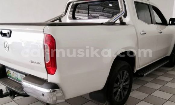 Acheter Occasion Voiture Mercedes‒Benz X-klasse Concept Blanc à Beitbridge, Matabeleland South Acheter Occasion Voiture Mercedes‒Benz X-klasse Concept Blanc à Beitbridge, Matabeleland South