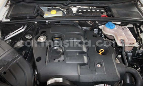 Acheter Occasion Voiture Audi A4 Blanc à Bulawayo, Bulawayo Acheter Occasion Voiture Audi A4 Blanc à Bulawayo, Bulawayo