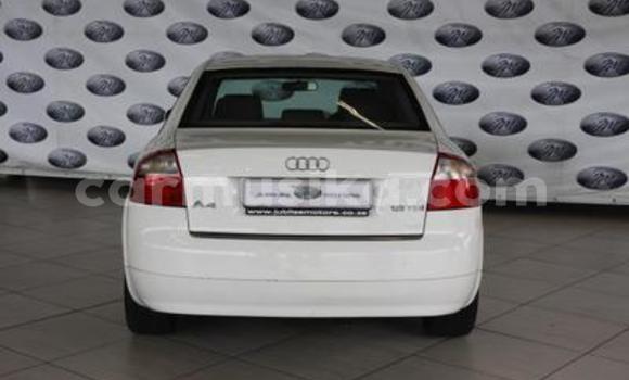 Acheter Occasion Voiture Audi A4 Blanc à Bulawayo, Bulawayo Acheter Occasion Voiture Audi A4 Blanc à Bulawayo, Bulawayo