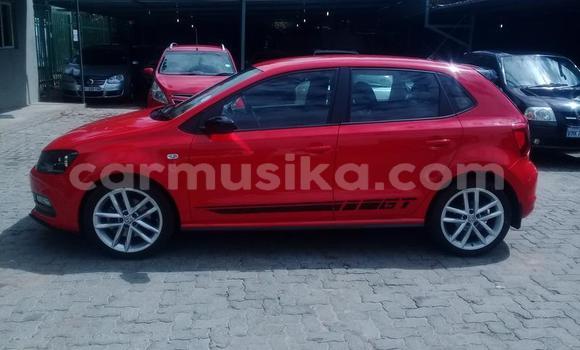 Nunua Ilio tumika Volkswagen Polo Nyekundu Gari ndani ya Beitbridge nchini Matabeleland Kusini Nunua Ilio tumika Volkswagen Polo Nyekundu Gari ndani ya Beitbridge nchini Matabeleland Kusini