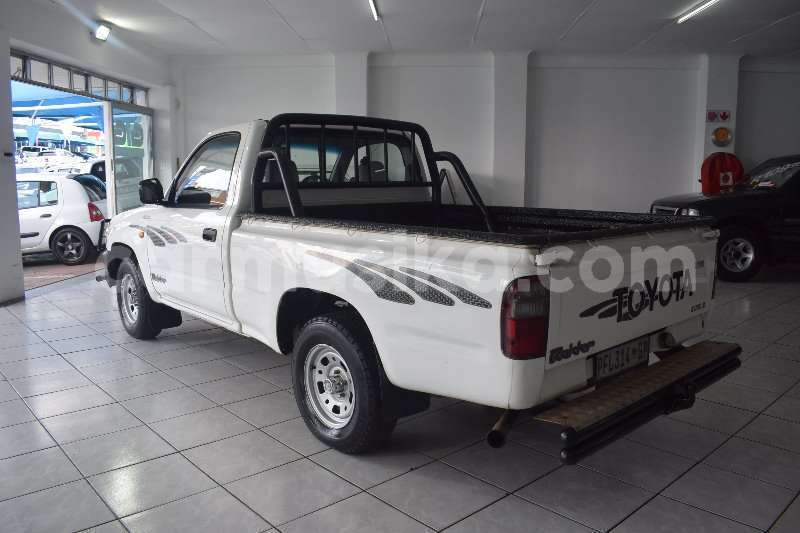 Big with watermark toyota hilux matabeleland south beitbridge 10443