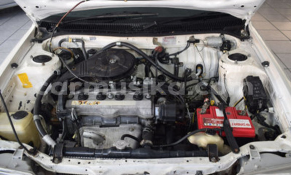 Acheter Occasion Voiture Toyota Corolla Blanc à Bulawayo, Bulawayo Acheter Occasion Voiture Toyota Corolla Blanc à Bulawayo, Bulawayo