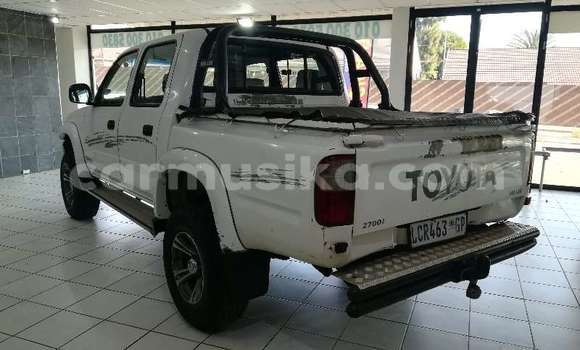 Nunua Ilio tumika Toyota Hilux Nyeupe Gari ndani ya Beitbridge nchini Matabeleland Kusini Nunua Ilio tumika Toyota Hilux Nyeupe Gari ndani ya Beitbridge nchini Matabeleland Kusini