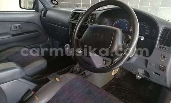 Nunua Ilio tumika Toyota Hilux Nyeupe Gari ndani ya Beitbridge nchini Matabeleland Kusini Nunua Ilio tumika Toyota Hilux Nyeupe Gari ndani ya Beitbridge nchini Matabeleland Kusini
