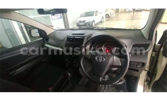 Buy Used Toyota Avanza Other Car in Beitbridge in Matabeleland South Buy Used Toyota Avanza Other Car in Beitbridge in Matabeleland South