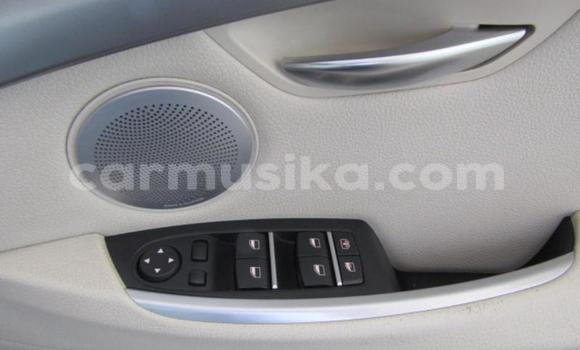 Acheter Occasion Voiture BMW 5–Series Bleu à Beitbridge, Matabeleland South Acheter Occasion Voiture BMW 5–Series Bleu à Beitbridge, Matabeleland South