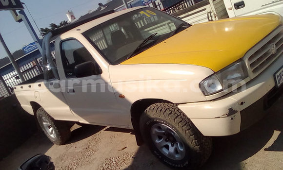 Nunua Ilio tumika Mazda BT-50 Nyeupe Gari ndani ya Beitbridge nchini Matabeleland Kusini Nunua Ilio tumika Mazda BT-50 Nyeupe Gari ndani ya Beitbridge nchini Matabeleland Kusini