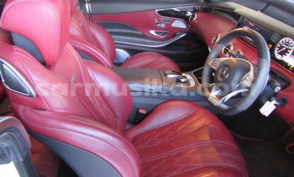 Nunua Ilio tumika Mercedes‒Benz S-klasse AMG Nyeupe Gari ndani ya Beitbridge nchini Matabeleland Kusini Nunua Ilio tumika Mercedes‒Benz S-klasse AMG Nyeupe Gari ndani ya Beitbridge nchini Matabeleland Kusini