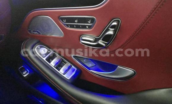 Nunua Ilio tumika Mercedes‒Benz S-klasse AMG Nyeupe Gari ndani ya Beitbridge nchini Matabeleland Kusini Nunua Ilio tumika Mercedes‒Benz S-klasse AMG Nyeupe Gari ndani ya Beitbridge nchini Matabeleland Kusini