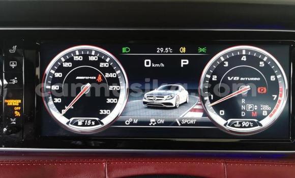 Nunua Ilio tumika Mercedes‒Benz S-klasse AMG Nyeupe Gari ndani ya Beitbridge nchini Matabeleland Kusini Nunua Ilio tumika Mercedes‒Benz S-klasse AMG Nyeupe Gari ndani ya Beitbridge nchini Matabeleland Kusini