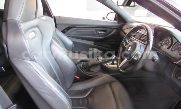 Acheter Occasion Voiture BMW M4 Bleu à Beitbridge, Matabeleland South Acheter Occasion Voiture BMW M4 Bleu à Beitbridge, Matabeleland South