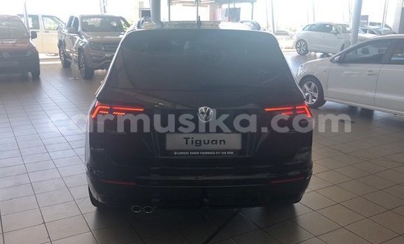 Acheter Occasion Voiture Volkswagen Tiguan Noir à Beitbridge, Matabeleland South Acheter Occasion Voiture Volkswagen Tiguan Noir à Beitbridge, Matabeleland South