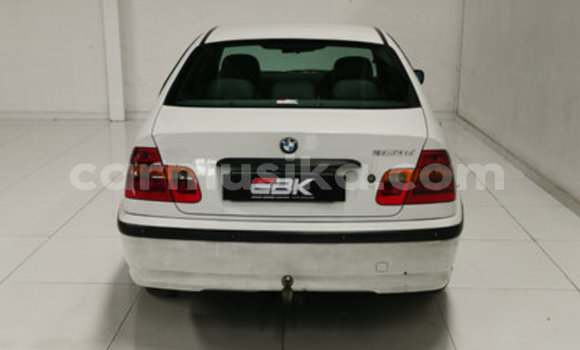 Acheter Occasion Voiture BMW 3–Series Blanc à Bulawayo, Bulawayo Acheter Occasion Voiture BMW 3–Series Blanc à Bulawayo, Bulawayo