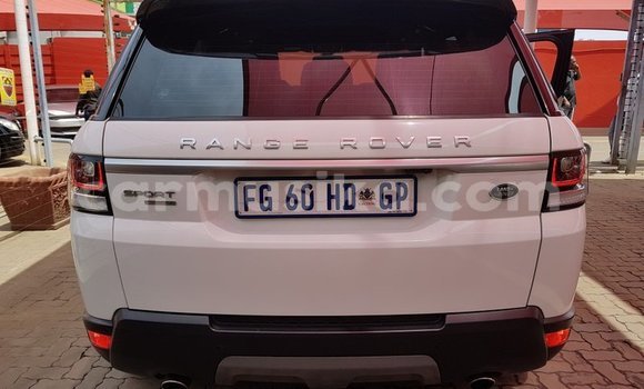 Buy Used Land Rover Range Rover Sport White Car in Beitbridge in Matabeleland South Buy Used Land Rover Range Rover Sport White Car in Beitbridge in Matabeleland South