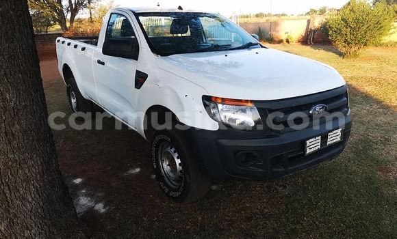 Tenga Tsaru Ford Ranger Chena Mota in Bindura in Mashonaland yePakati Tenga Tsaru Ford Ranger Chena Mota in Bindura in Mashonaland yePakati