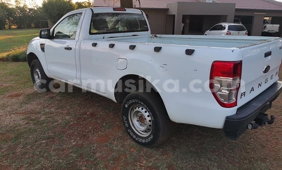 Tenga Tsaru Ford Ranger Chena Mota in Bindura in Mashonaland yePakati Tenga Tsaru Ford Ranger Chena Mota in Bindura in Mashonaland yePakati