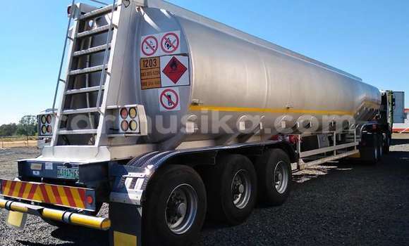 Nunua Ilio tumika DAF CF Nyingine Lori ndani ya Beitbridge nchini Matabeleland Kusini