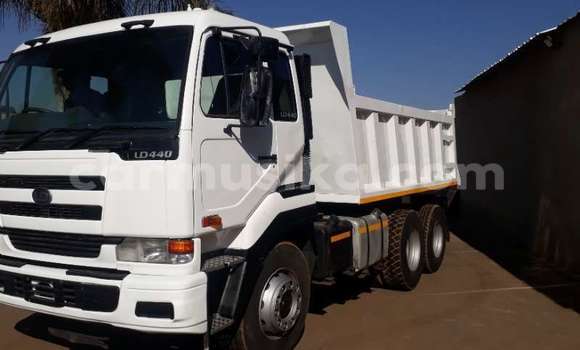 Buy Used Nissan UD White Truck in Beitbridge in Matabeleland South Buy Used Nissan UD White Truck in Beitbridge in Matabeleland South