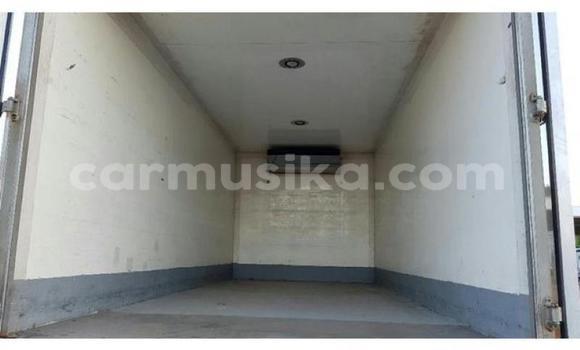 Buy Used Hino 300 Series Other Truck in Beitbridge in Matabeleland South Buy Used Hino 300 Series Other Truck in Beitbridge in Matabeleland South