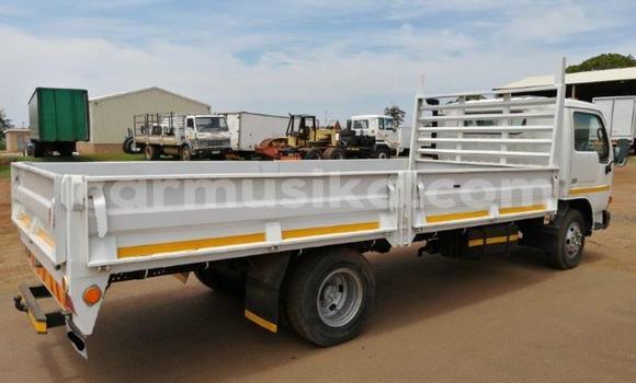 Buy Used Nissan UD White Truck in Beitbridge in Matabeleland South Buy Used Nissan UD White Truck in Beitbridge in Matabeleland South