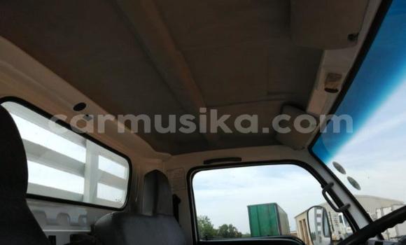 Buy Used Nissan UD White Truck in Beitbridge in Matabeleland South Buy Used Nissan UD White Truck in Beitbridge in Matabeleland South