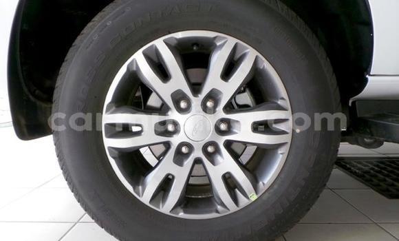 Buy Used Ford Everest White Car in Beitbridge in Matabeleland South Buy Used Ford Everest White Car in Beitbridge in Matabeleland South