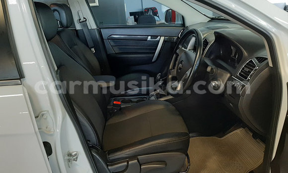 Buy Used Chevrolet Captiva White Car in Beitbridge in Matabeleland South Buy Used Chevrolet Captiva White Car in Beitbridge in Matabeleland South